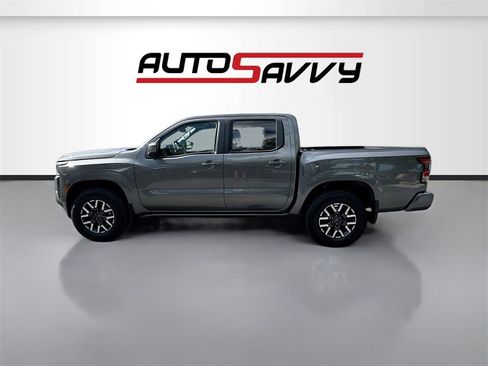 Used 2024 Nissan Frontier SL w/ Technology Package image 4