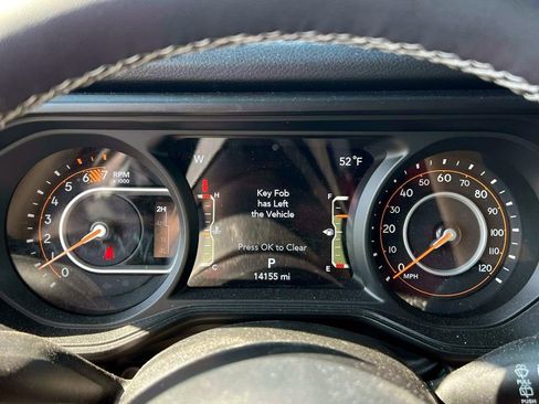 Certified 2025 Jeep Wrangler Sport S image 22