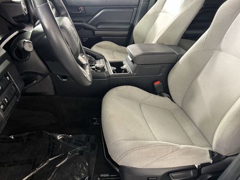 Used 2025 Toyota 4Runner SR5 image 21