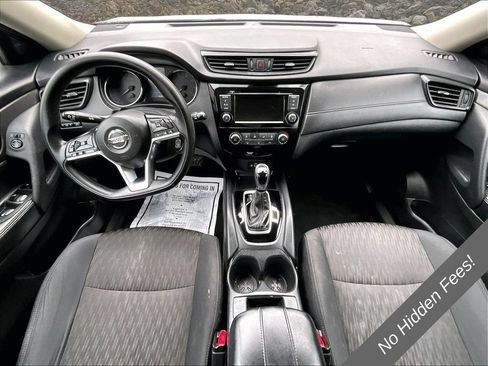 Used 2020 Nissan Rogue S FWD image 13