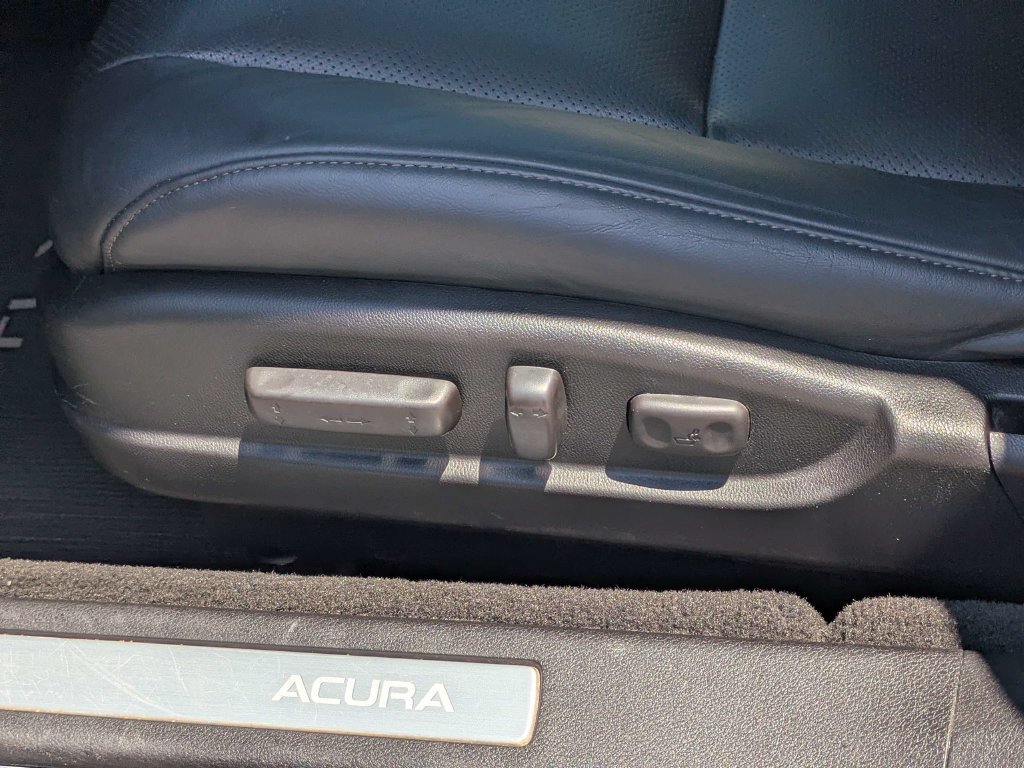 Used 2020 Acura TLX w/ Technology Package FWD image 13