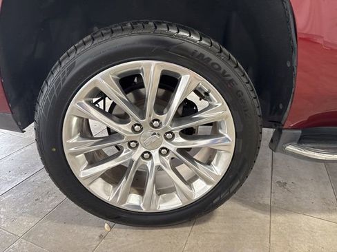 Used 2018 Cadillac Escalade Luxury image 13