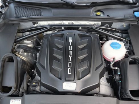 Used 2015 Porsche Macan S AWD/4WD image 97