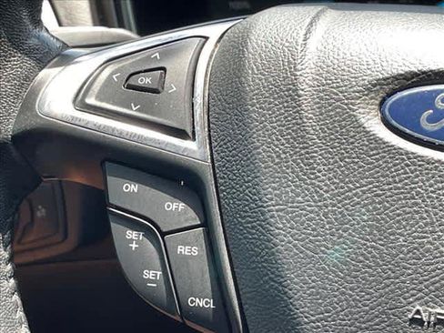 Used 2020 Ford Fusion SEL FWD image 19