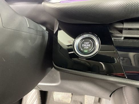 Certified 2025 Buick Envision Preferred image 19