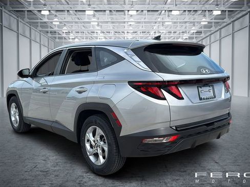 Used 2024 Hyundai Tucson SE FWD image 3