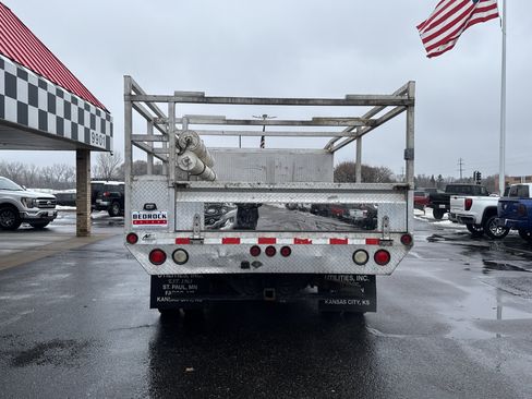 Used 2017 Ford F550 2WD Crew Cab Super Duty image 6