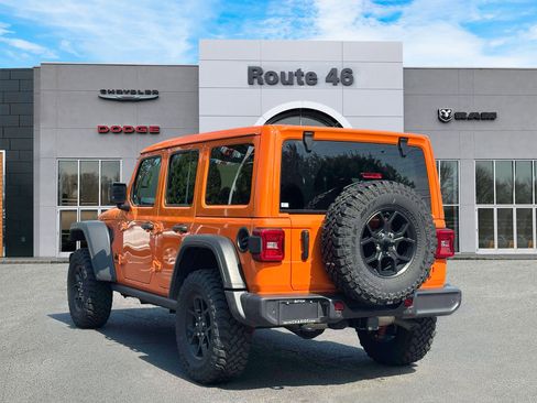 Used 2025 Jeep Wrangler Unlimited Sport AWD/4WD image 4