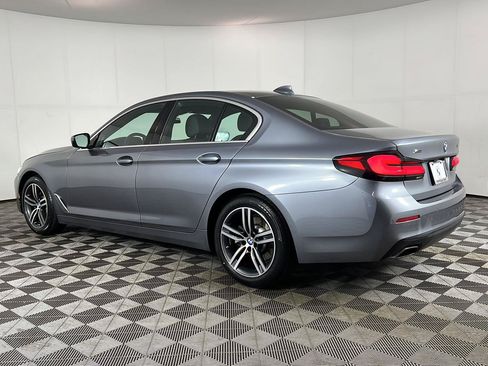 Used 2021 BMW 530i xDrive w/ Premium Package AWD/4WD image 9