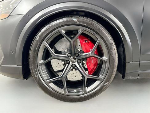Used 2025 Audi RS Q8 performance w/ Matte Carbon Package AWD/4WD image 31