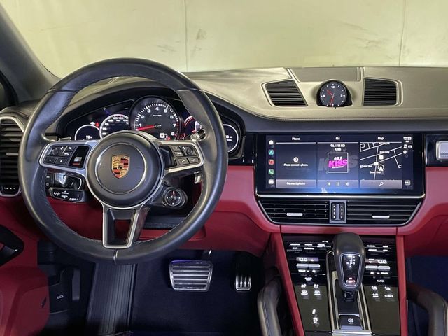 Used 2023 Porsche Cayenne S AWD/4WD image 23
