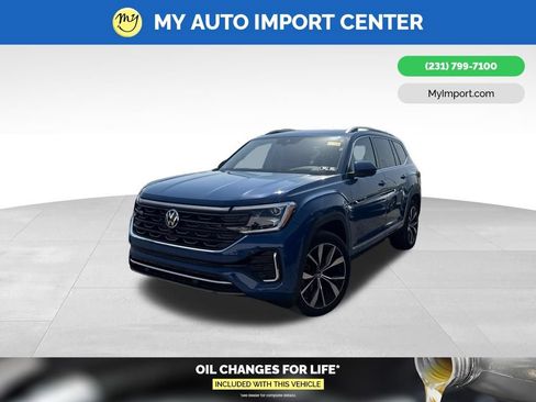 Used 2025 Volkswagen Atlas SEL Premium R-Line AWD/4WD image 3