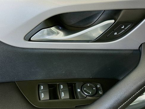 Used 2024 Chevrolet Blazer LT image 22