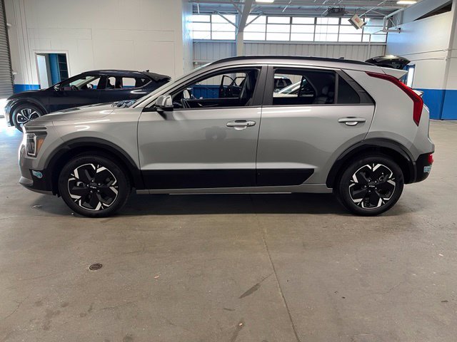 Used 2024 Kia Niro Wind FWD image 6