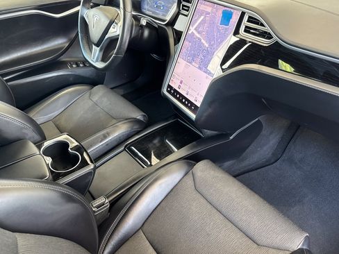 Used 2017 Tesla Model S 75 RWD image 19
