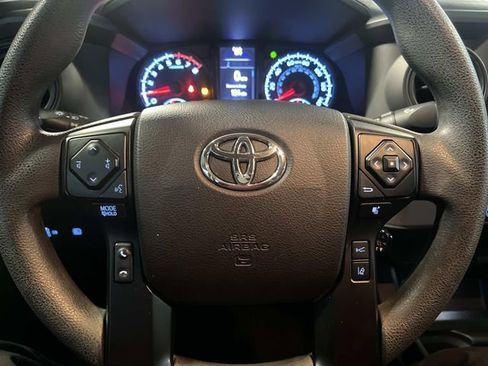Used 2021 Toyota Tacoma SR w/ SR Convenience Package image 15