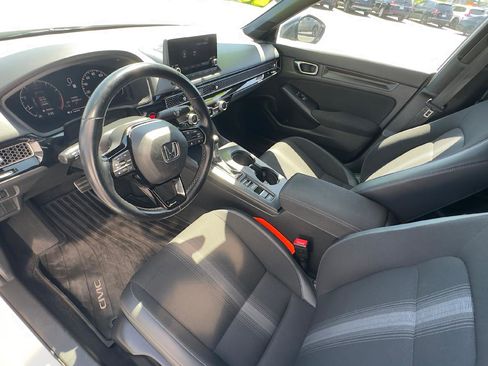 Used 2022 Honda Civic Sport image 14