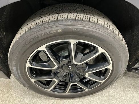 Used 2024 Chevrolet Tahoe RST w/ Sport Performance Package AWD/4WD image 14
