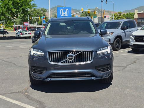 Used 2021 Volvo XC90 T5 Momentum w/ Climate Package AWD/4WD image 11