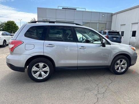 Used 2015 Subaru Forester 2.5i Premium w/ All-Weather Package AWD/4WD image 2