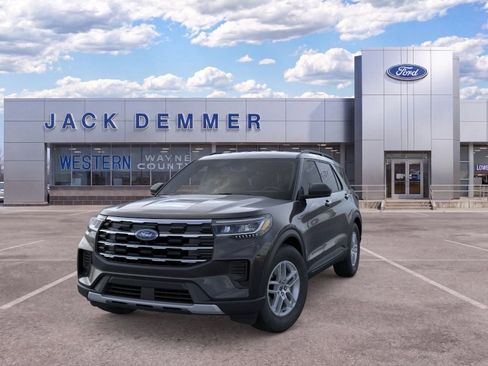 New 2026 Ford Explorer Active AWD/4WD image 2