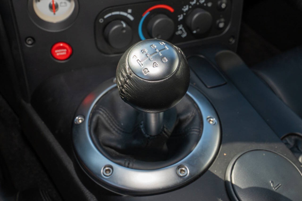 Used 2006 Dodge Viper SRT-10 RWD image 30