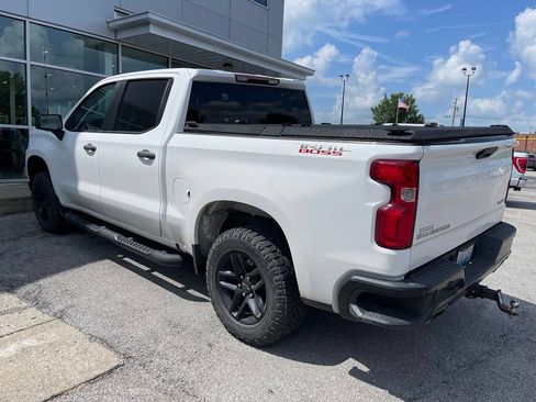 Used 2019 Chevrolet Silverado 1500 Custom Trail Boss w/ Infotainment Package AWD/4WD image 4