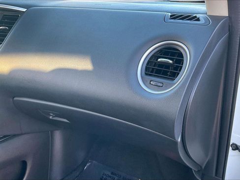 Used 2020 Nissan Pathfinder SL image 18