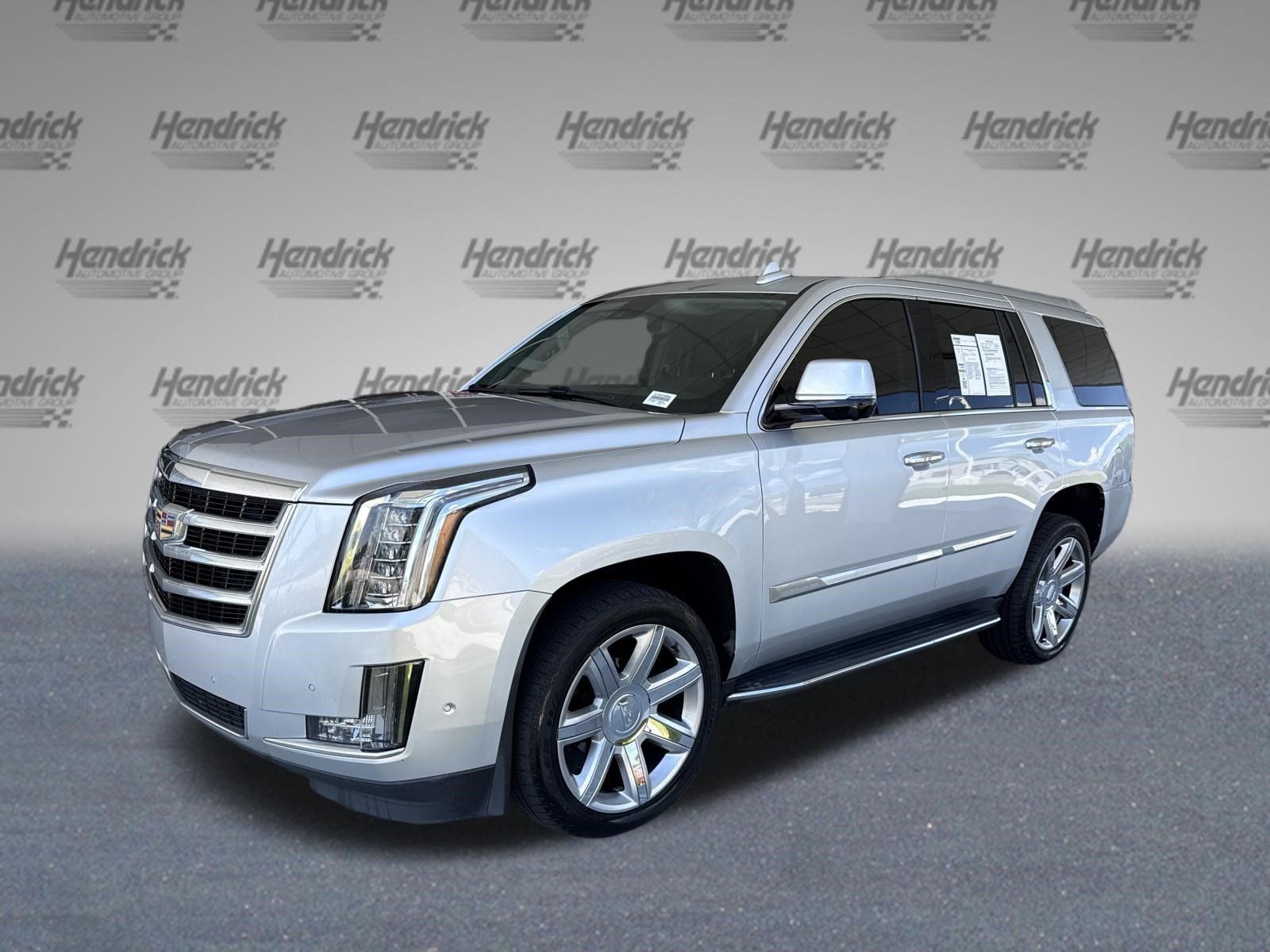 Used 2020 Cadillac Escalade Luxury AWD/4WD image 4