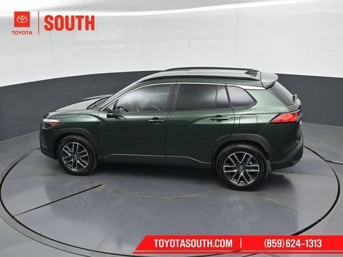 Used 2026 Toyota Corolla Cross XLE AWD/4WD image 50