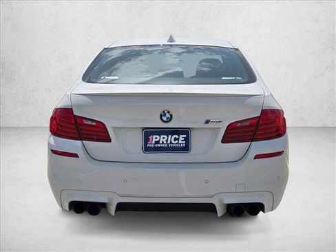 Used 2014 BMW M5 RWD image 7