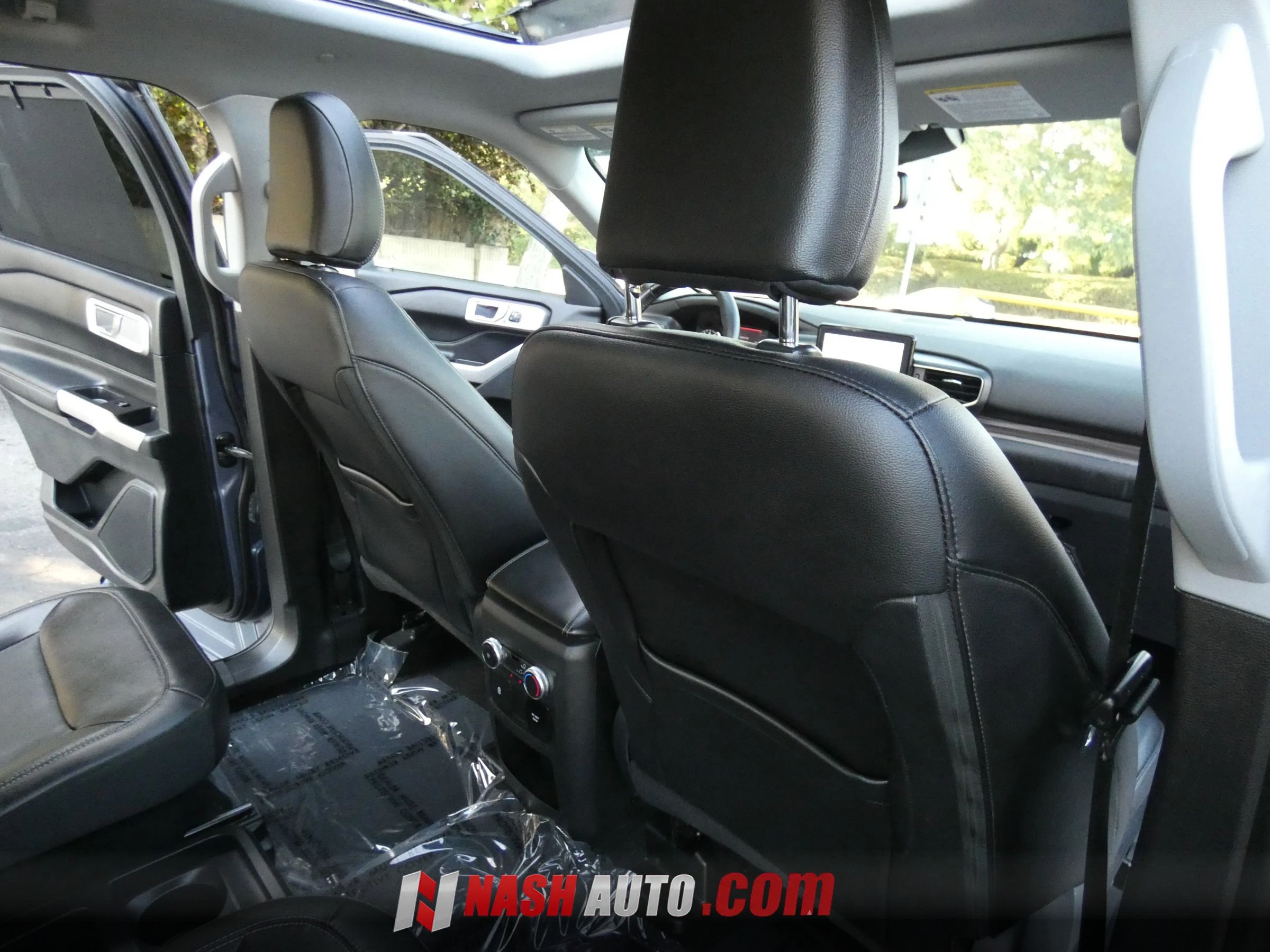 Used 2021 Ford Explorer Limited AWD/4WD image 43