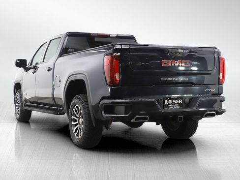 Used 2022 GMC Sierra 1500 AT4 w/ AT4 Preferred Package image 3