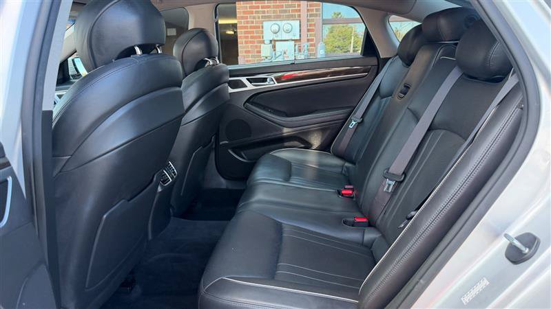 Used 2016 Hyundai Genesis 3.8 w/ Option Group 03 AWD/4WD image 19