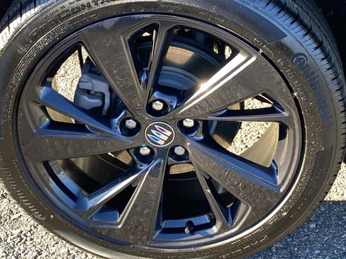 Used 2024 Buick Envision Sport Touring image 25