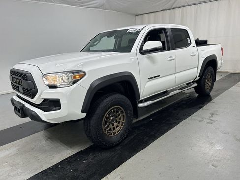 Used 2023 Toyota Tacoma 4x4 Double Cab w/ Trail Edition image 5