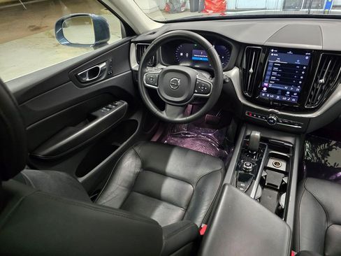 Used 2023 Volvo XC60 B5 Core AWD/4WD image 33