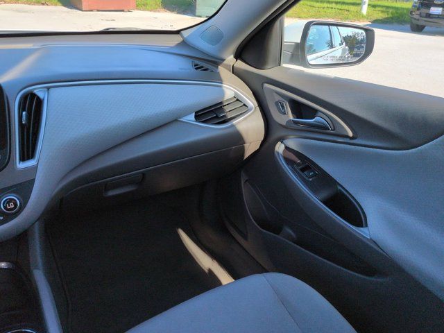 Used 2025 Chevrolet Malibu LT FWD image 15