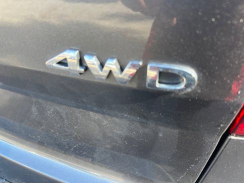 Used 2015 Ford Explorer XLT image 29