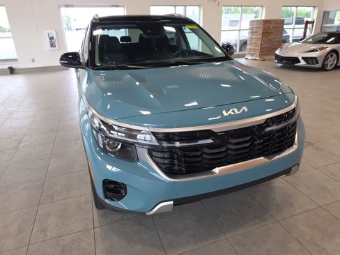 Used 2025 Kia Seltos S FWD image 4