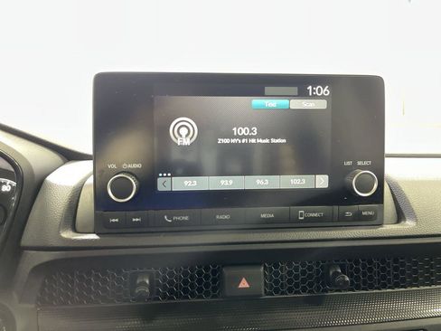 Used 2025 Honda CR-V EX image 16