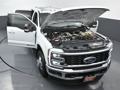 Used 2025 Ford F350 Lariat w/ Lariat Ultimate Package AWD/4WD image 51