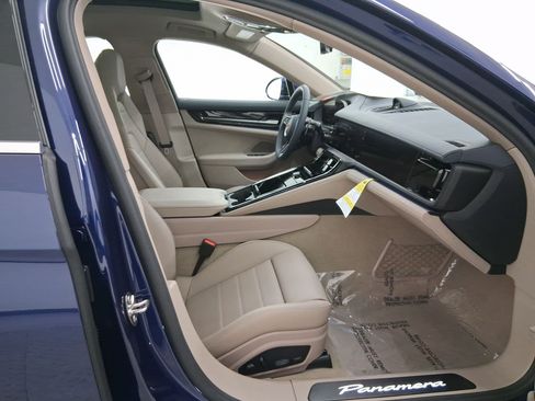 New 2026 Porsche Panamera image 37