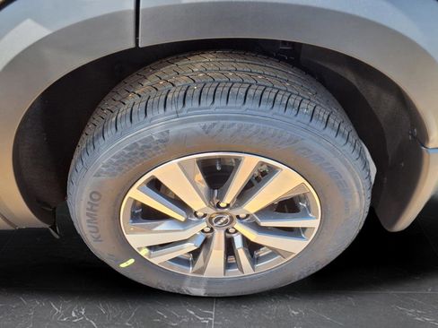 New 2026 Nissan Pathfinder SL AWD/4WD image 9