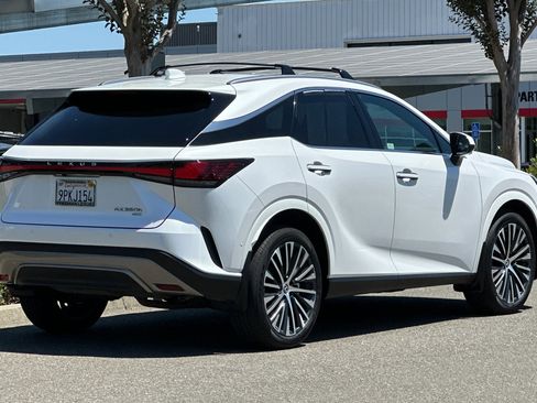 Used 2024 Lexus RX 350 image 4