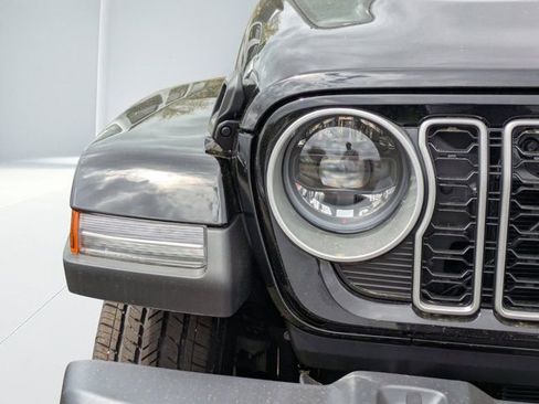 New 2026 Jeep Wrangler Sahara image 7