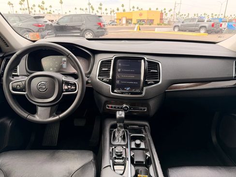 Used 2016 Volvo XC90 T6 Momentum image 37