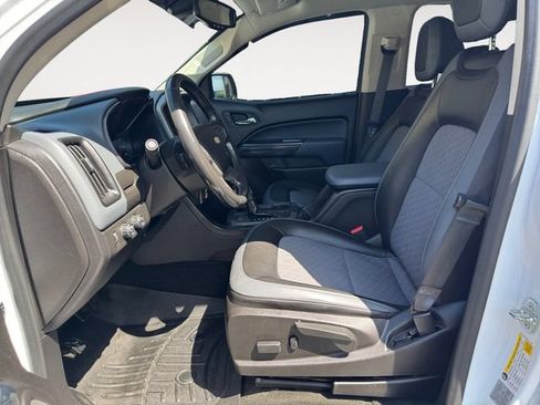 Used 2016 Chevrolet Colorado Z71 AWD/4WD image 11