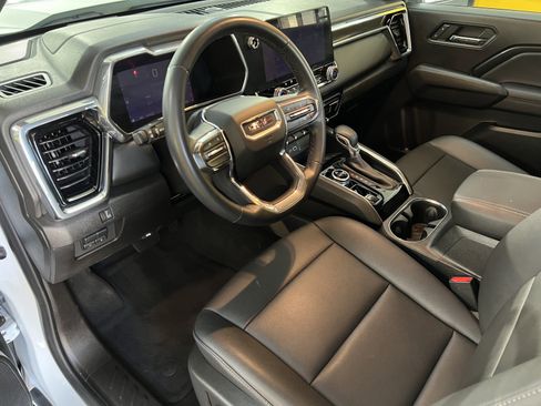 Used 2023 GMC Canyon Elevation w/ Elevation Premium Package image 13