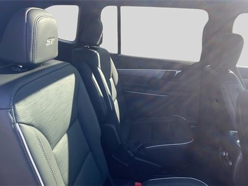 New 2026 Buick Enclave Sport Touring w/ Power Package image 19